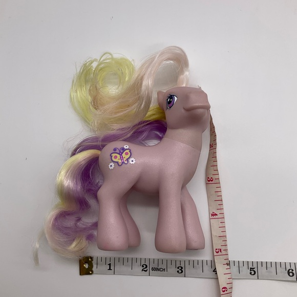 VINTAGE MY LITTLE PONY WITH BUTTERFLY CUTIE MARK - Picture 3 of 6